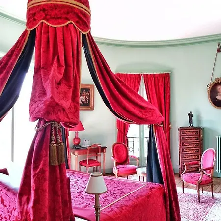 Bed & Breakfast Chateau De Chantore Bacilly