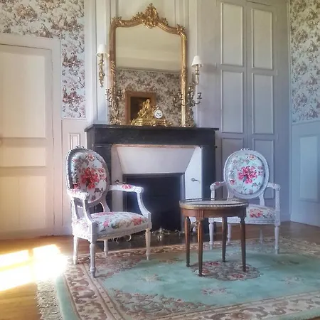 Chateau De Chantore 3*