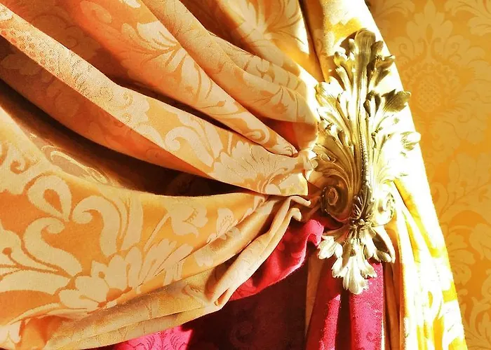 Chateau De Chantore 4*