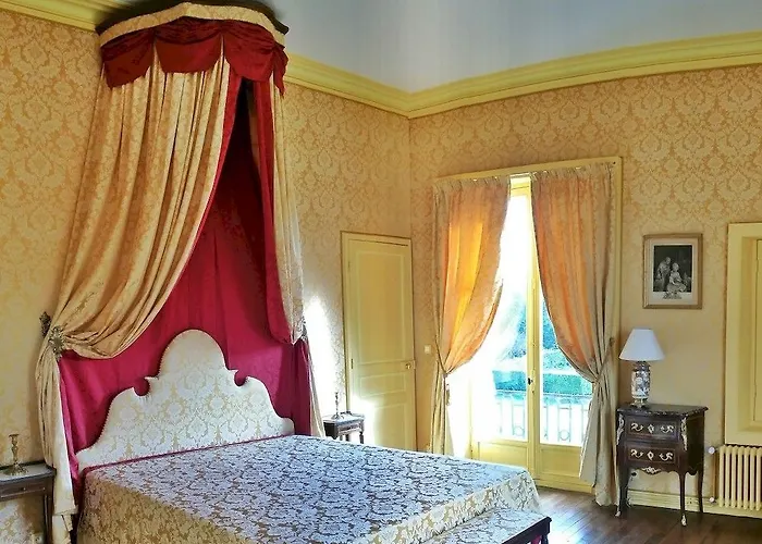 Chateau De Chantore Oda ve Kahvaltı 4*