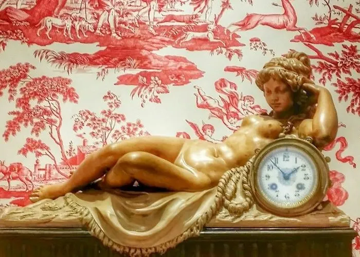 Chateau De Chantore 4*