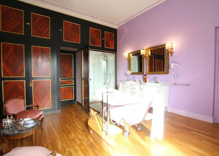 Oda ve Kahvaltı Chateau De Chantore 4*