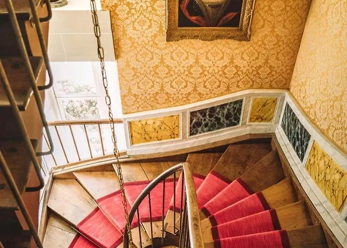 Chateau De Chantore 4*