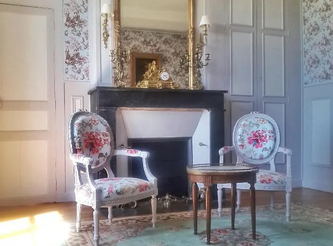 Chateau De Chantore 4*