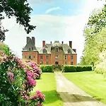Chateau De Chantore Bed & Breakfast