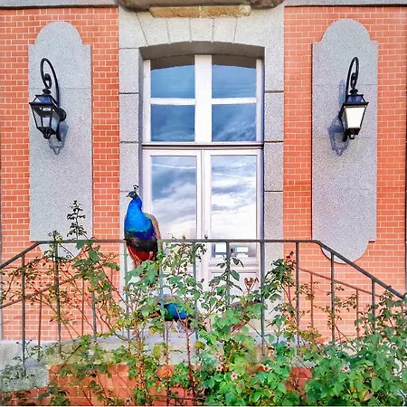 Bed & Breakfast Chateau De Chantore 4*