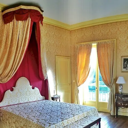 Chateau De Chantore Bed & Breakfast 4*