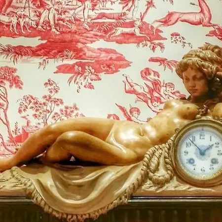 Chateau De Chantore 4*