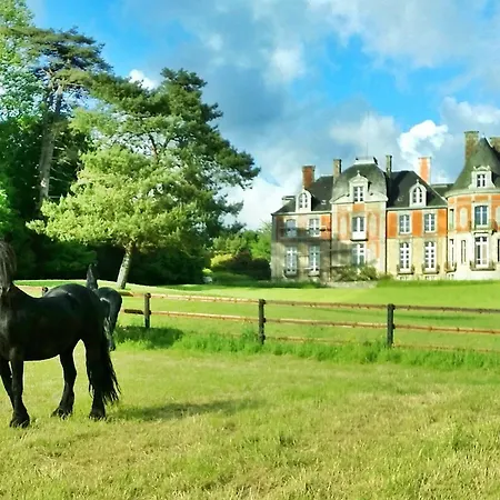 Chateau De Chantore Bed & Breakfast