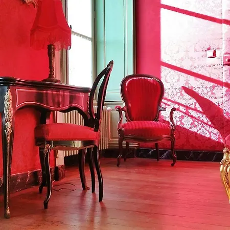 Chateau De Chantore 3*