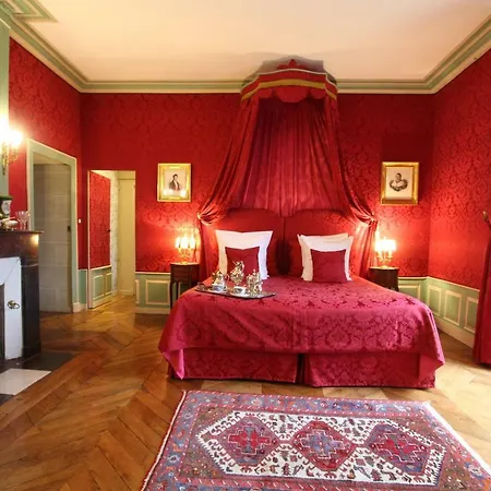 Bed & Breakfast Chateau De Chantore 4*