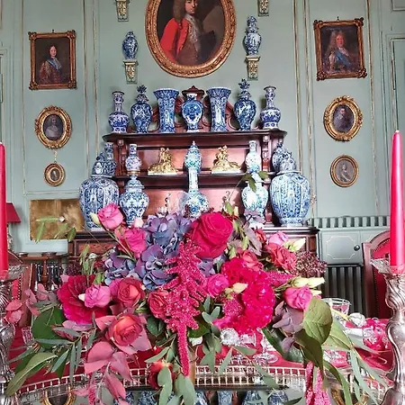 Chateau De Chantore Bed & Breakfast 4*