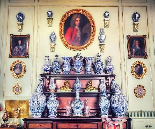 Chateau De Chantore Bed & Breakfast