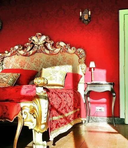 Chateau De Chantore Bed & Breakfast