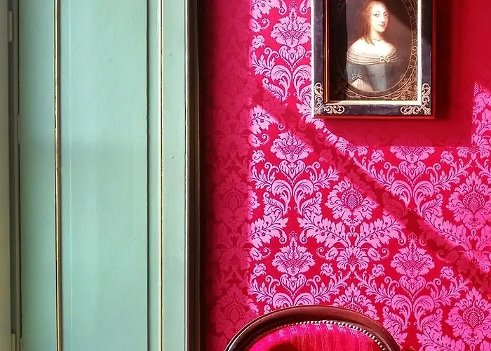 Bed & Breakfast Chateau De Chantore 4*